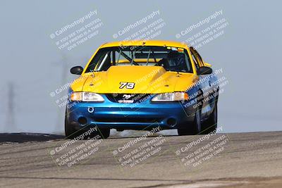 media/Oct-26-2025-CalClub SCCA (Sun) [[8ce1e69566]]/Group 4/Grapevine/